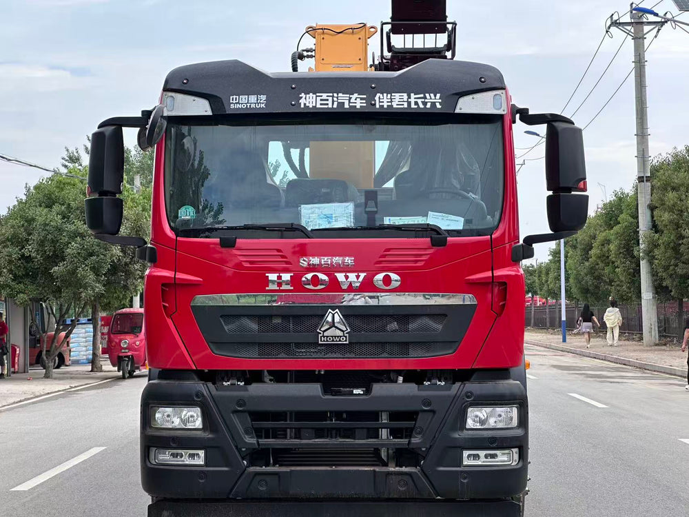 HOWO XCMG 6×4 14T Telescopic Boom Crane