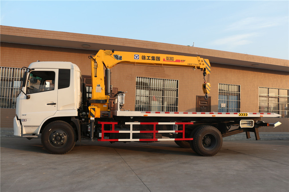One-tow-two Wrecker Truck with Crane, Dongfeng Kinland