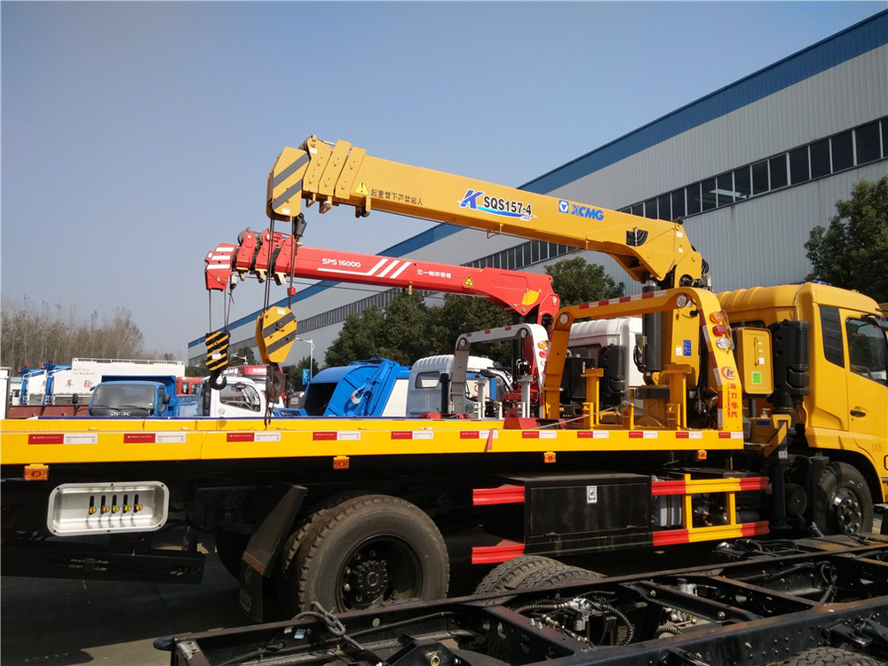 One-tow-two Wrecker Truck with Crane, Dongfeng Kinland