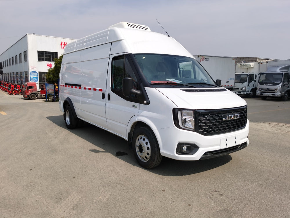 JMC Long-base High Top Refrigerated Truck for rescue
