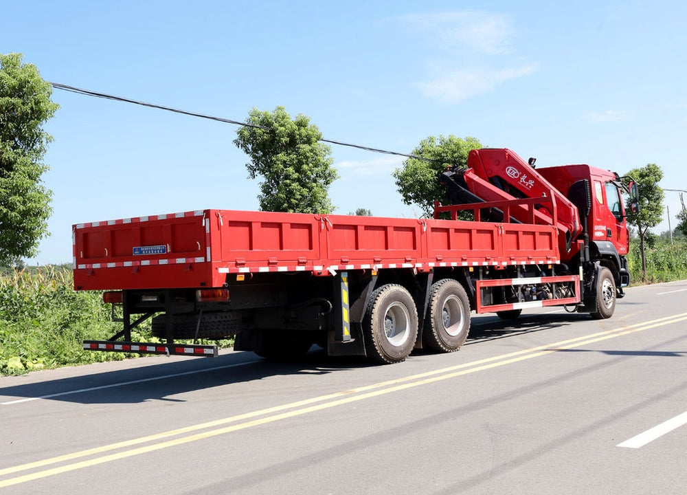 DongFeng 6×4 16T Knuckle Boom Crane