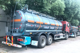 Dongfeng Huashen T5 220 HP 15.5 m³ Tank Truck for Corrosive Goods