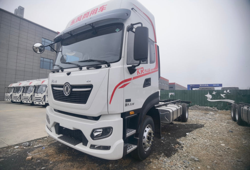 DongFeng 330HP 6.8m Refrigerated Truck