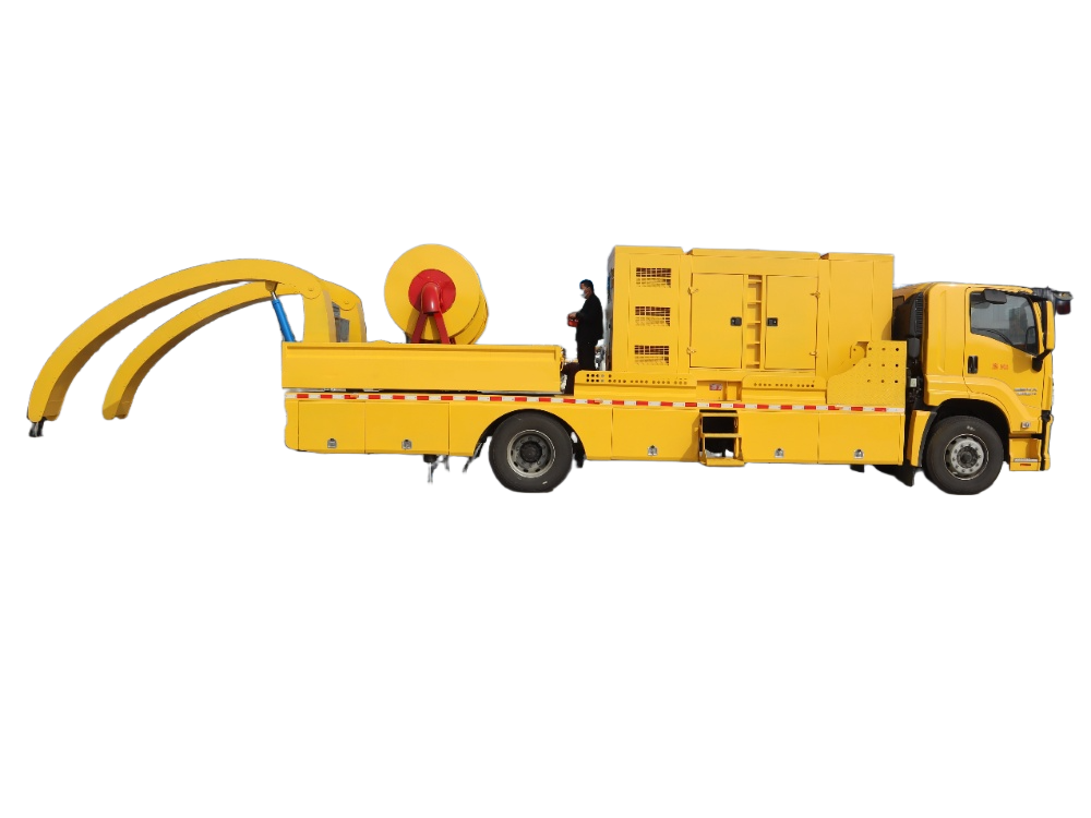 Large flow remote water supply and drainage rescue vehicle