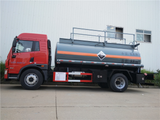 Jiefang Long V CLW5162GFWC5 Corrosive Goods Tank Transport Vehicle