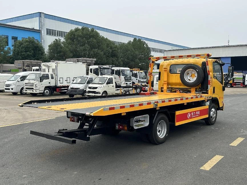 ISUZU Light/Medium-Duty Wrecker / Tow Truck (5–10T) for sale
