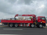 Howo 8×4 with Weichai Engine, 8T, 380 Horsepower - Changxing 14-Ton 5-Section Boom Crane