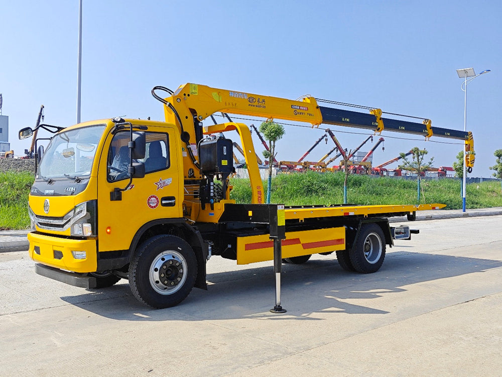 DongFeng 6T Wrecker Truck with Crane