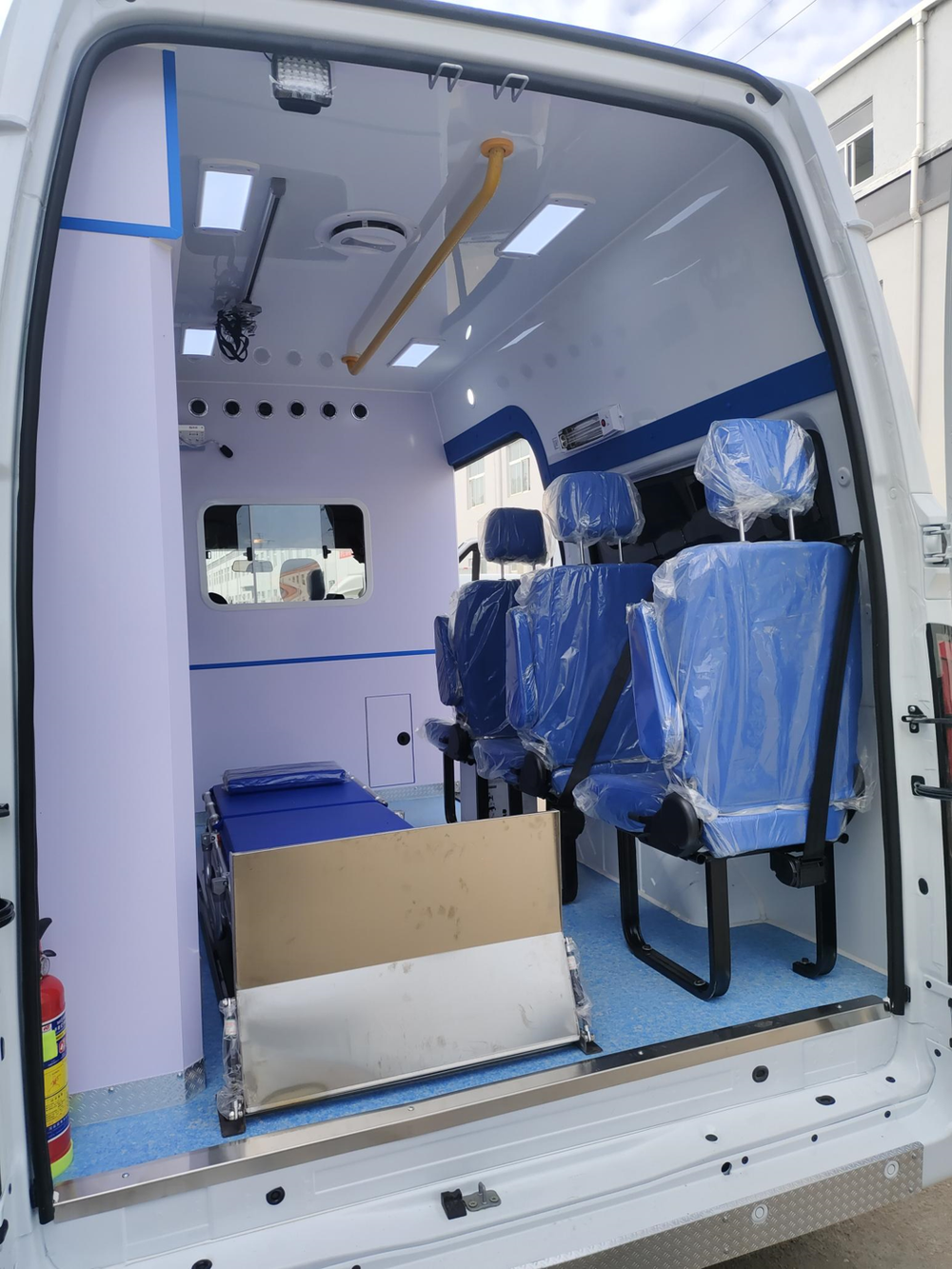 High-spec JMC Shunda Diesel Ambulance