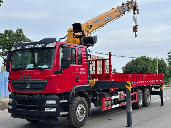 HOWO XCMG 6×4 14T Telescopic Boom Crane