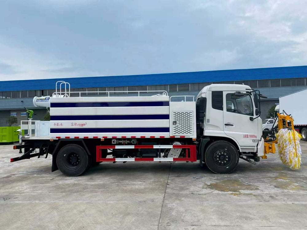 DongFeng 13m³ Guardrail Cleaning Truck