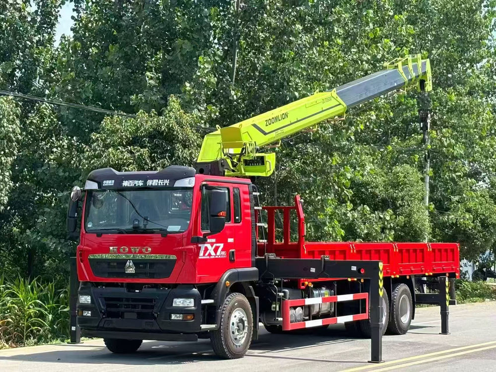 HOWO TX, 350 HP MAN Engine, New Zoomlion 14‑ton 5‑section boom